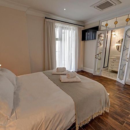 וואלביס ביי Lagoon Suites Guesthouse Cc מראה חיצוני תמונה