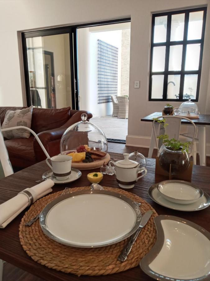 וואלביס ביי Lagoon Suites Guesthouse Cc מראה חיצוני תמונה