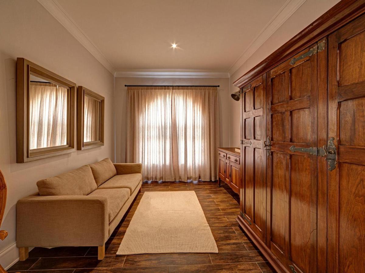וואלביס ביי Lagoon Suites Guesthouse Cc מראה חיצוני תמונה