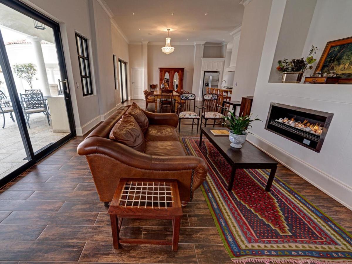 וואלביס ביי Lagoon Suites Guesthouse Cc מראה חיצוני תמונה