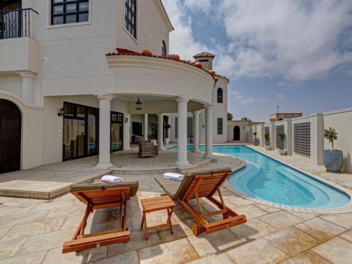 וואלביס ביי Lagoon Suites Guesthouse Cc מראה חיצוני תמונה